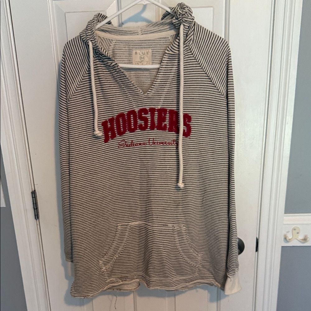 Vintage Indiana University hooded sweatshit